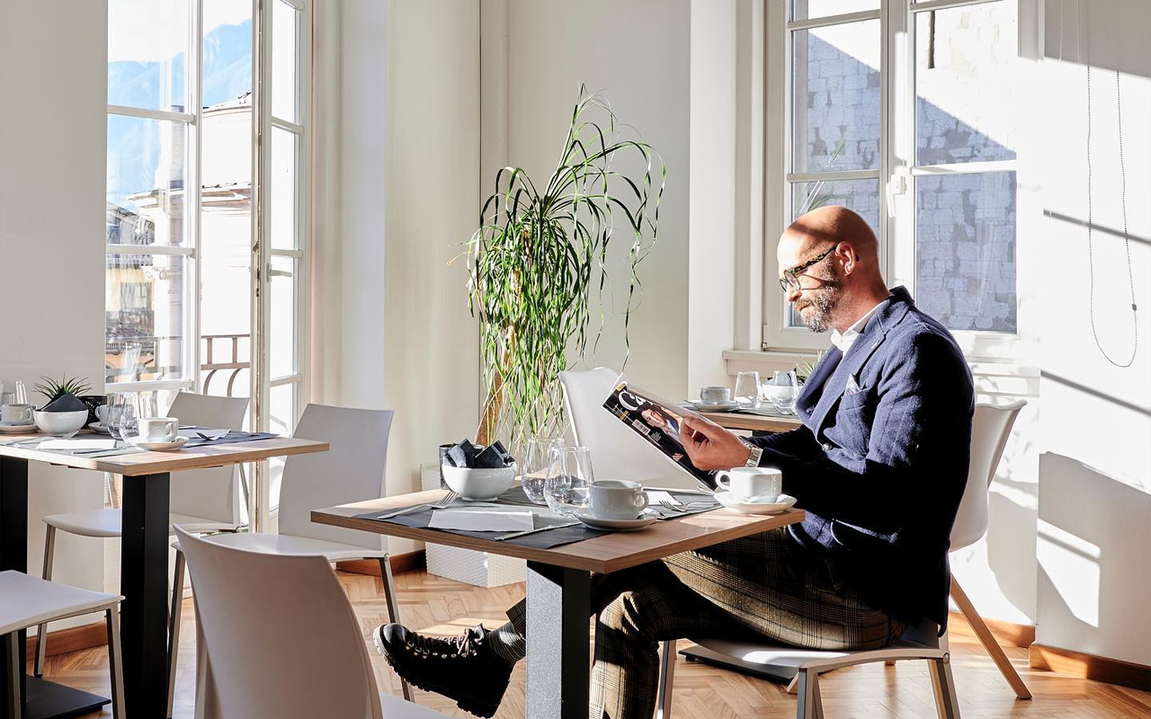 Lainez Room & Suites