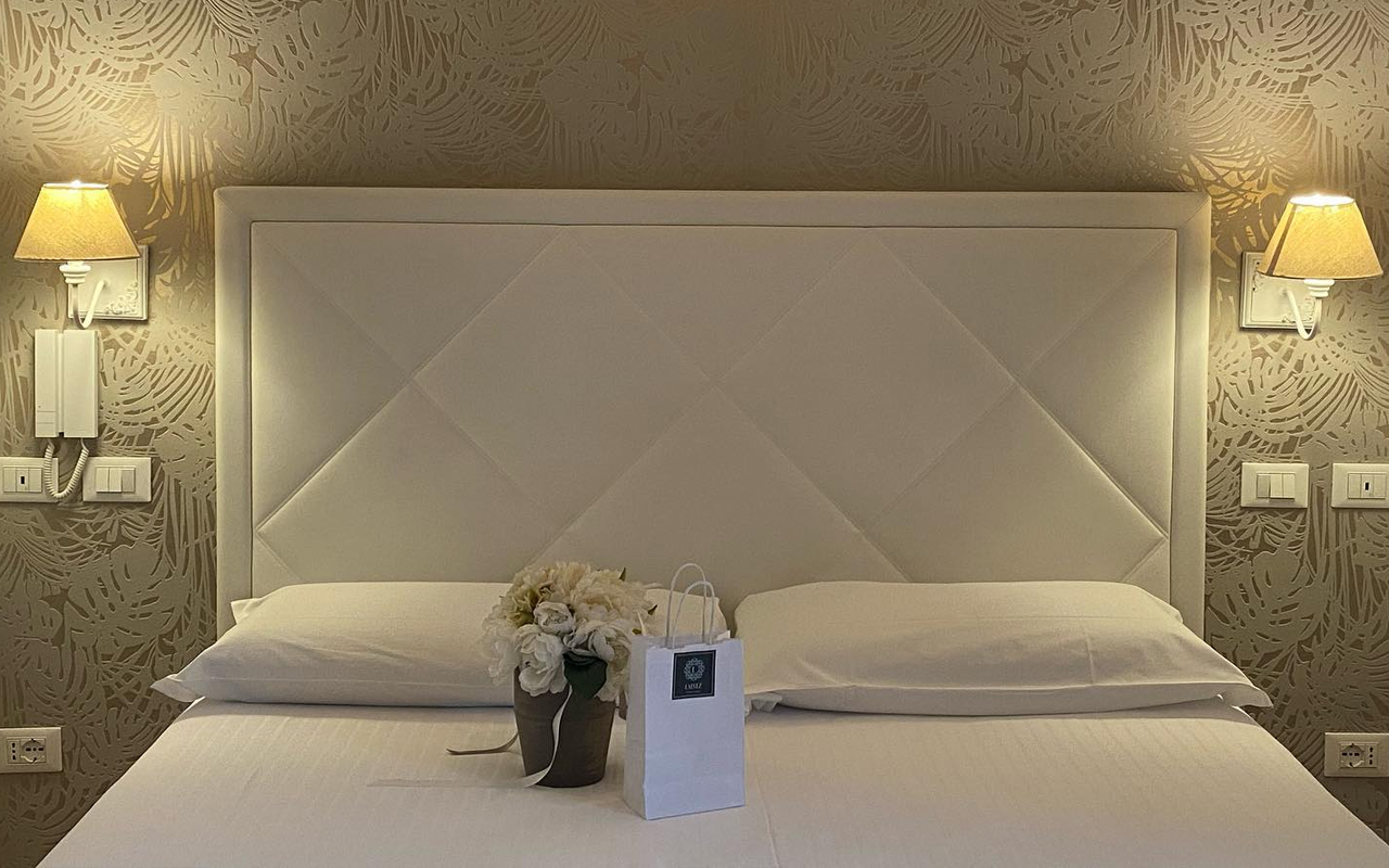 Lainez Room & Suites