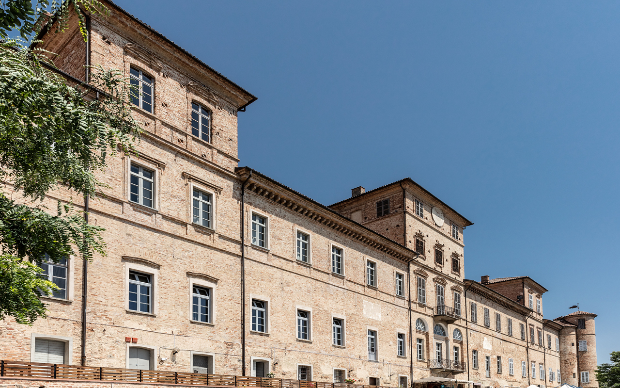 Alla Corte degli Alfieri 