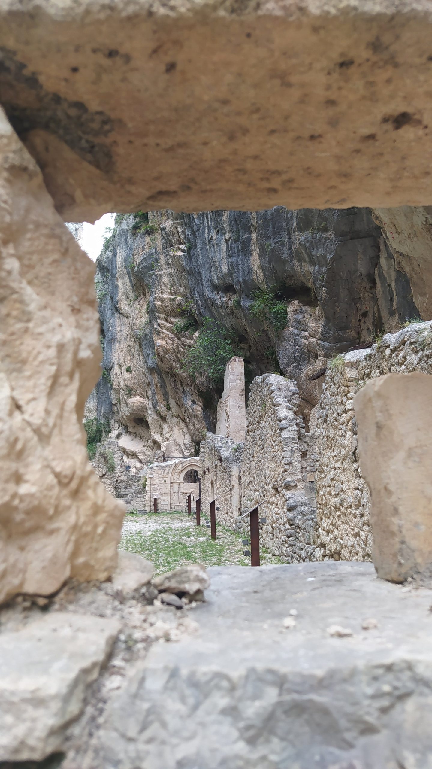 Monastero di San Martino in Valle a Fara San Martino - foto di Concetta Lapomarda