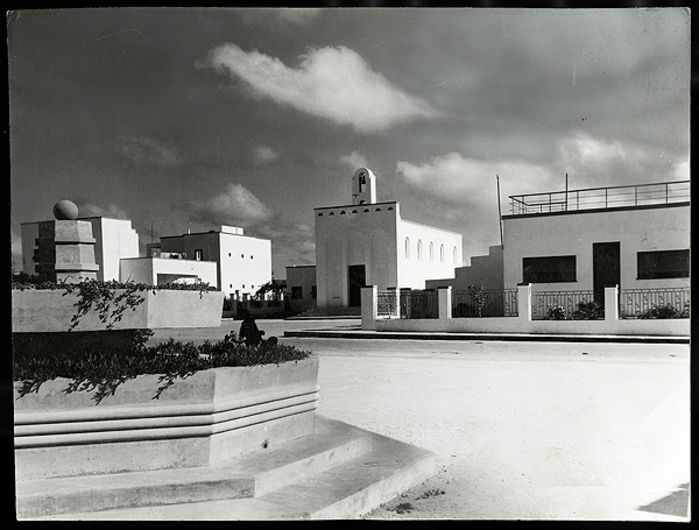 Un villaggio del gebel tripolino. Foto Dinami - Bengasi, Archivio Tci.