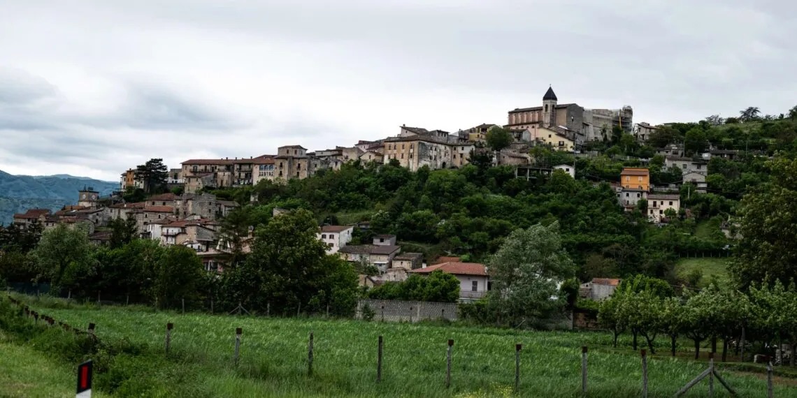 Altavilla Irpina panorama dal basso