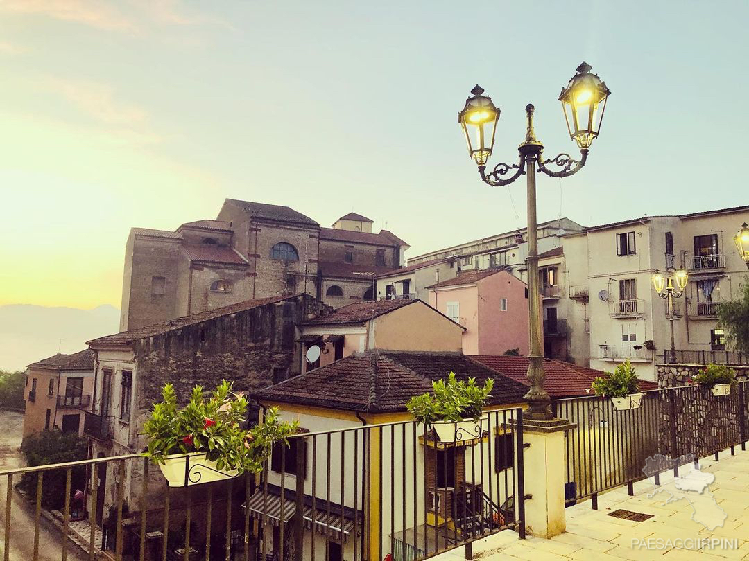 Altavilla Irpina retro della collegiata dell'Assunta