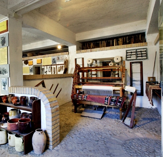 Aquilonia Museo etnografico Beniamino Tartaglia la tessitura