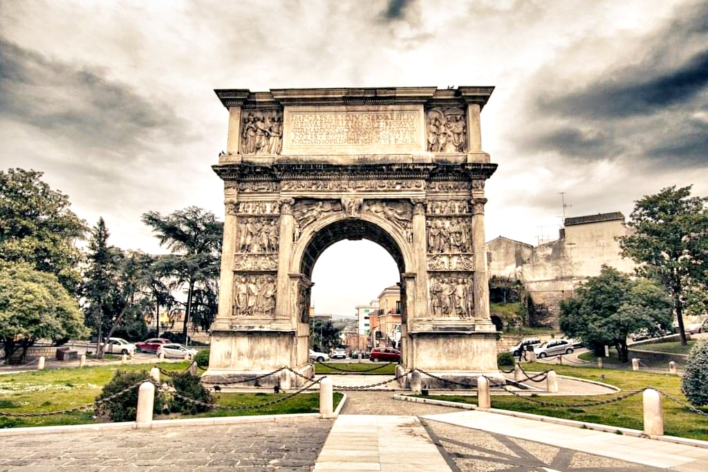 Arco di Traiano
