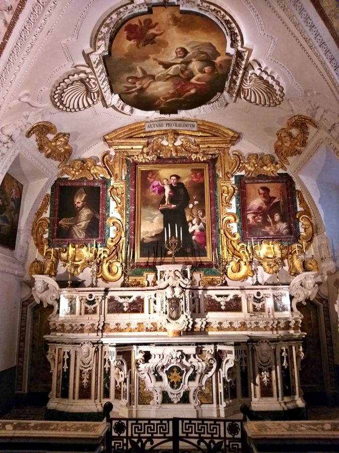 Basilica di San Severo Fuori le Mura Cappella Bianchi