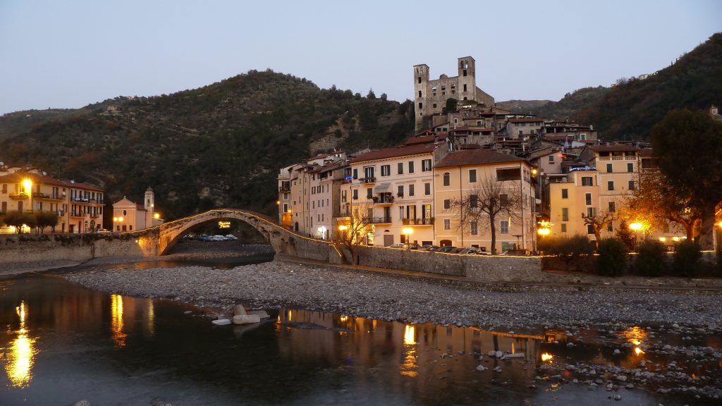 Vista di Dolceacqua - Foto: Graziella Penazzi