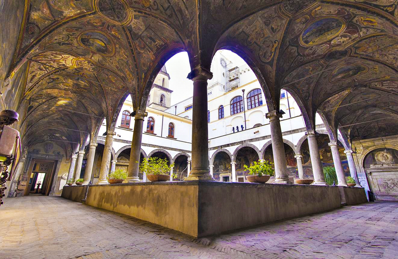 Napoli - Santa Maria La Nova - Chiostro di San Giacomo