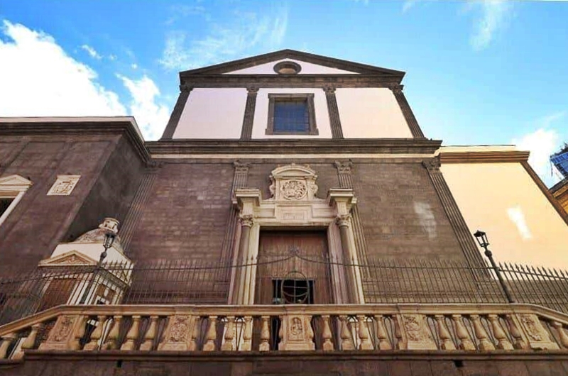 Napoli - Santa Maria La Nova - facciata