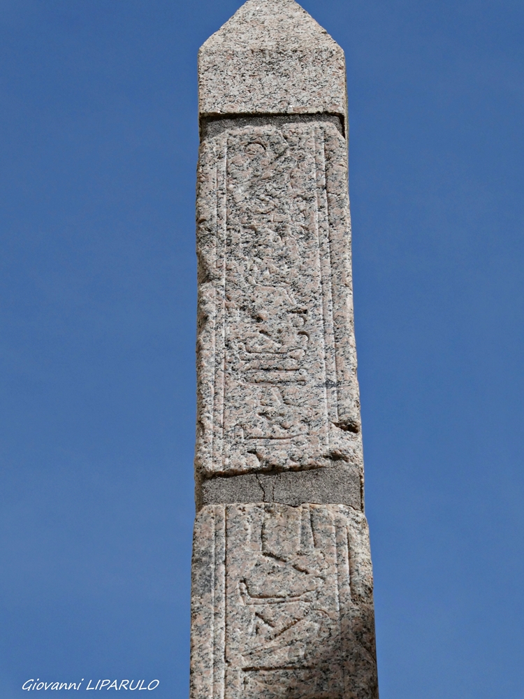 Obelisco di piazza Papiniano