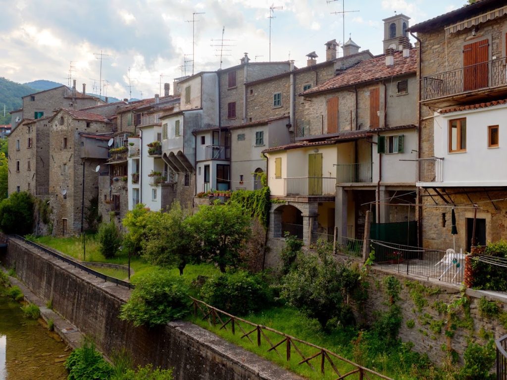 Veduta di Portico e San Benedetto, frazione Bocconi