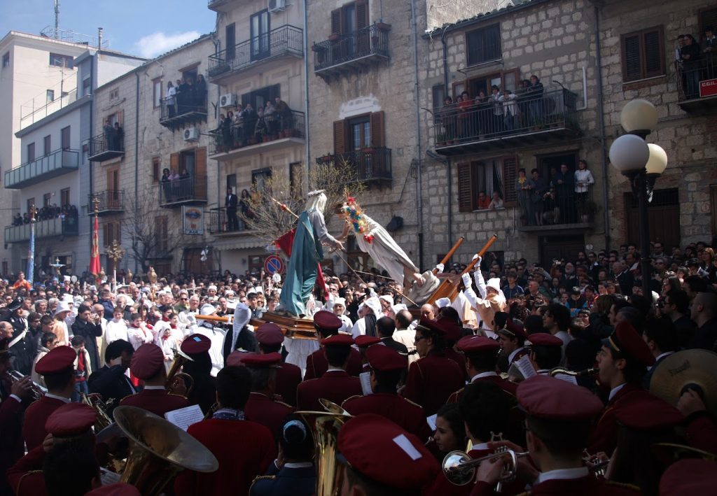 Petralia Sottana, U 'ncuontru - Foto di Mario Di Giovanni