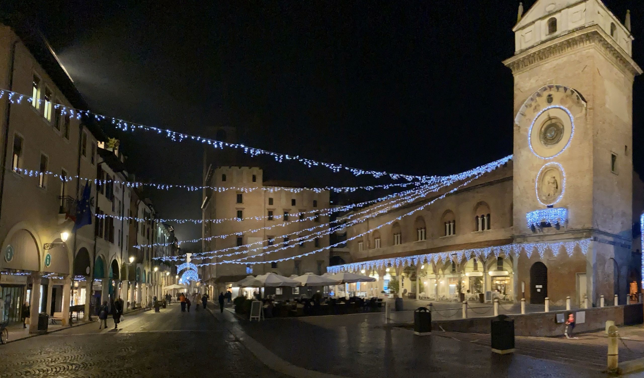 Piazza Erbe, Mantova