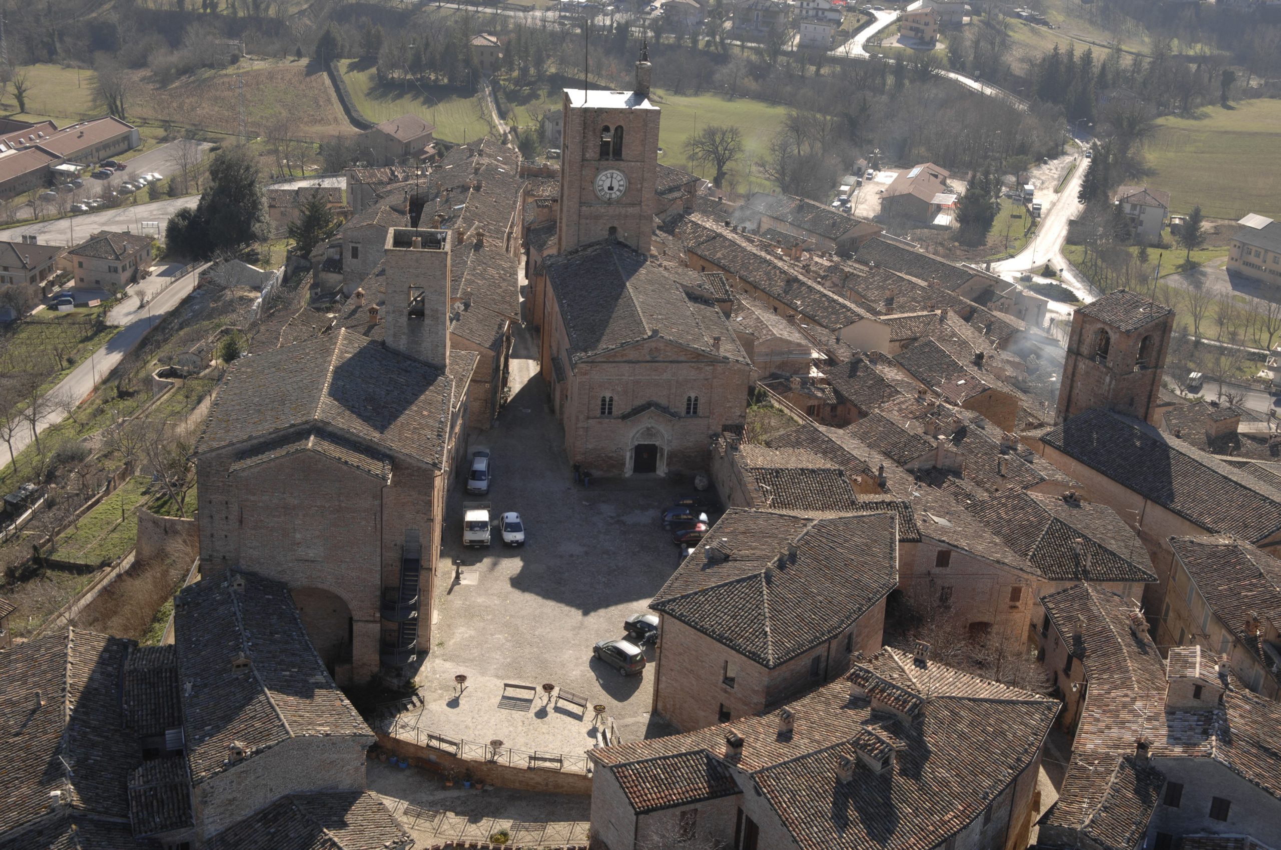 Sarnano, centro storico, Marche