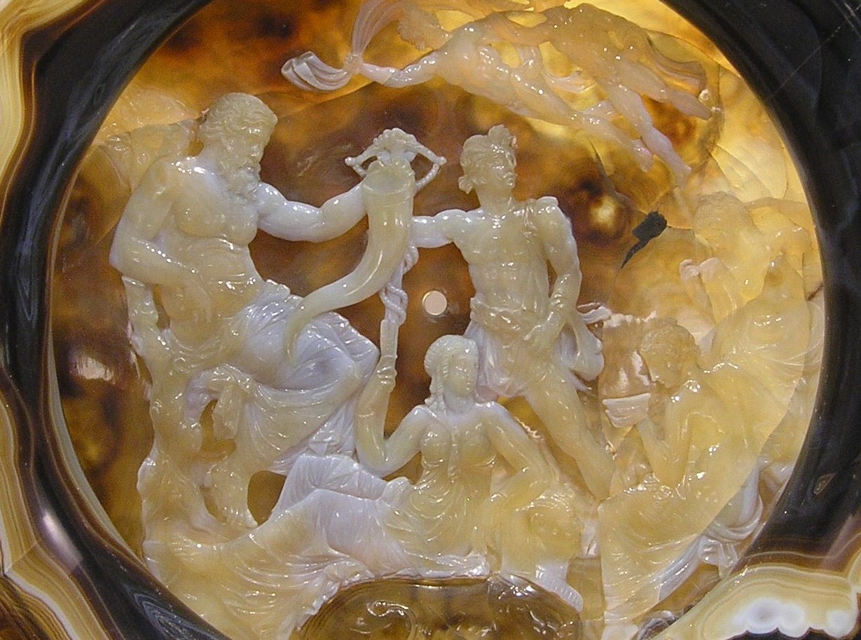 Tazza Farnese - interno