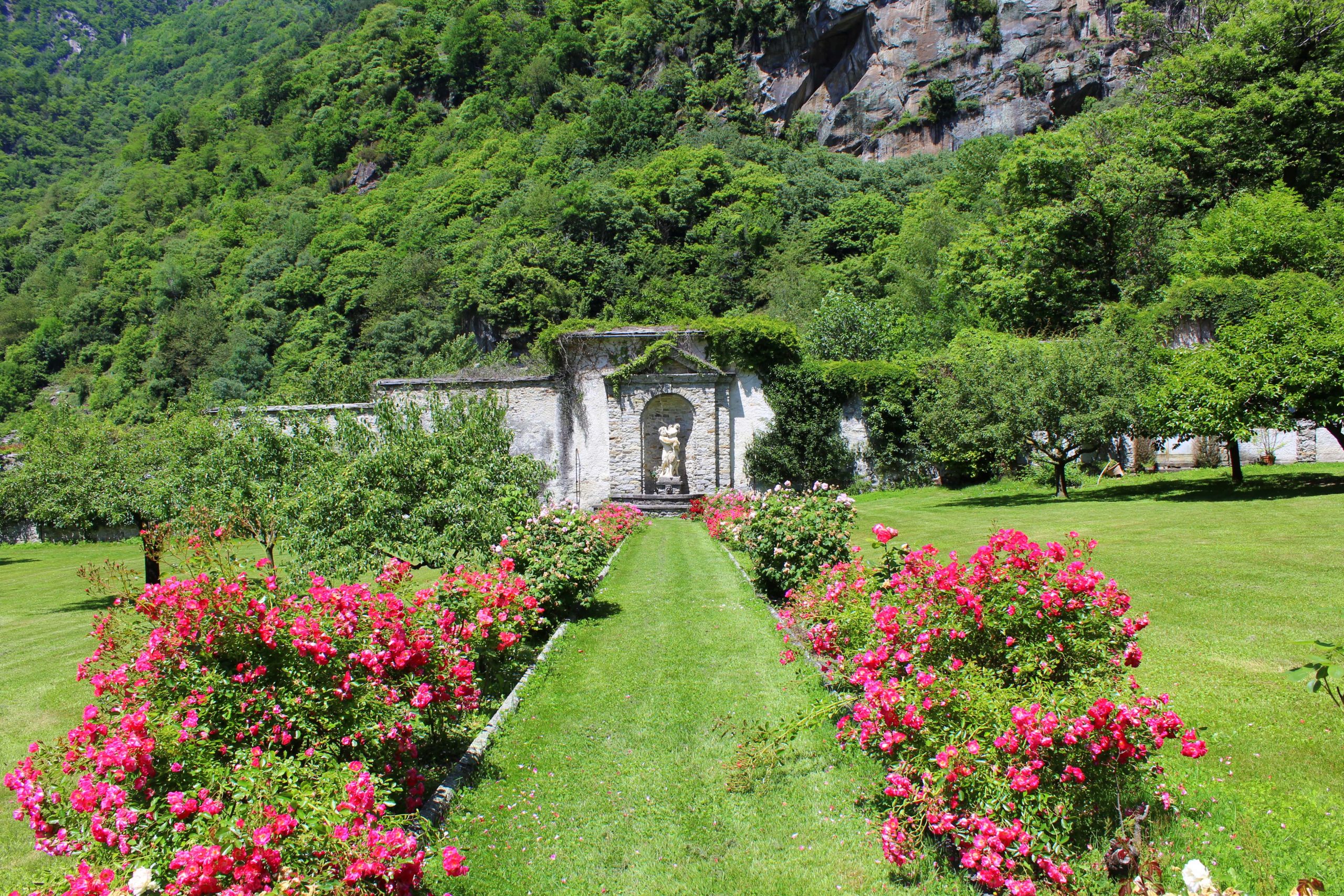 Palazzo Vertemate Franchi, giardino all'italiana