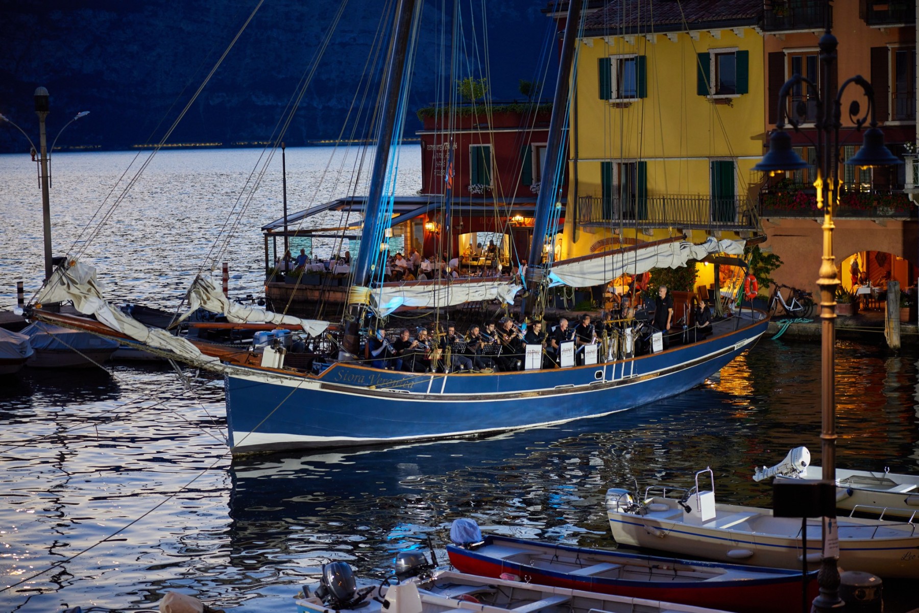 Malcesine – Concerto Sull’Antico Veliero “Siora Veronica”