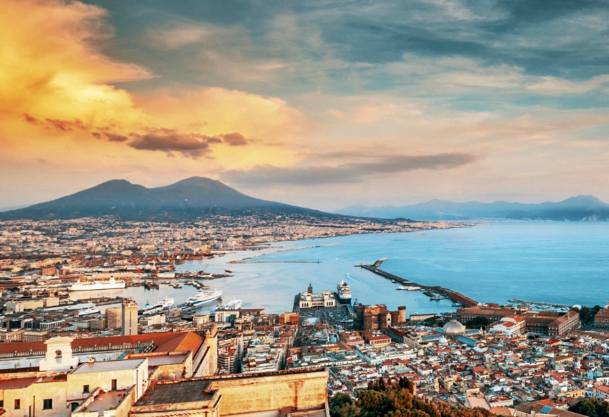 panorama del porto di Napoli