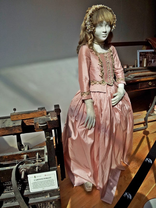 San Leucio, tessitura