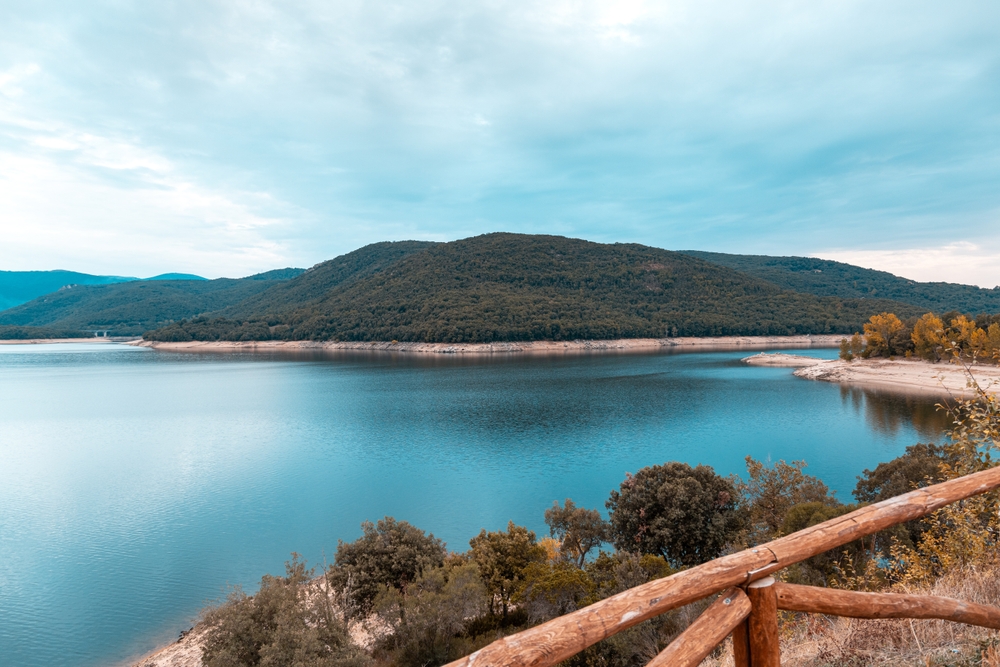 Vista sul lago di Gusana